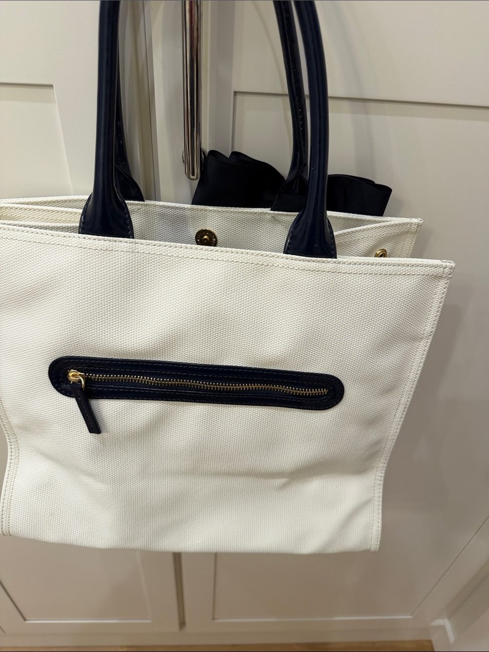My Flat in London Navy and White Geometric Bow Tote with Jeweled Center - Picture 4 of 10